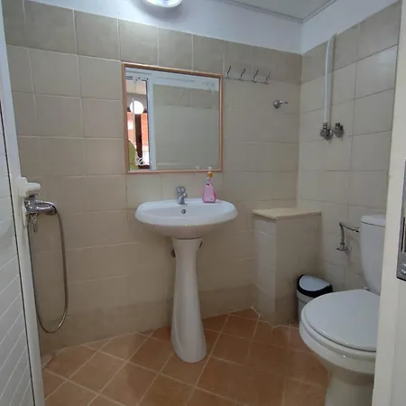 Aris Appartamento Sarandë