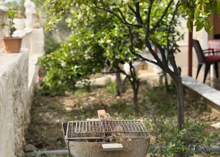 Aris Appartamento Sarandë